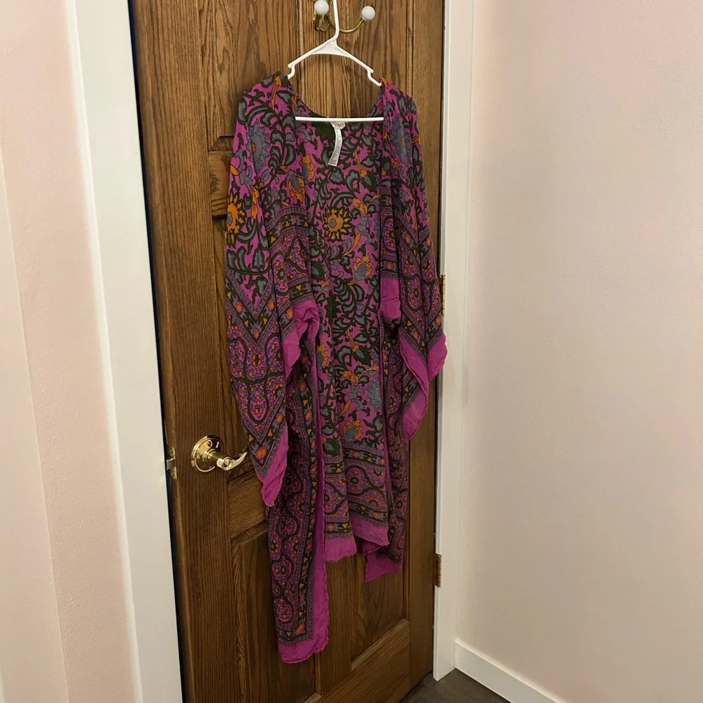 Free People Magic Dance Duster Kimono Vibrant Pink Magenta Patterned One Size - Picture 4 of 9